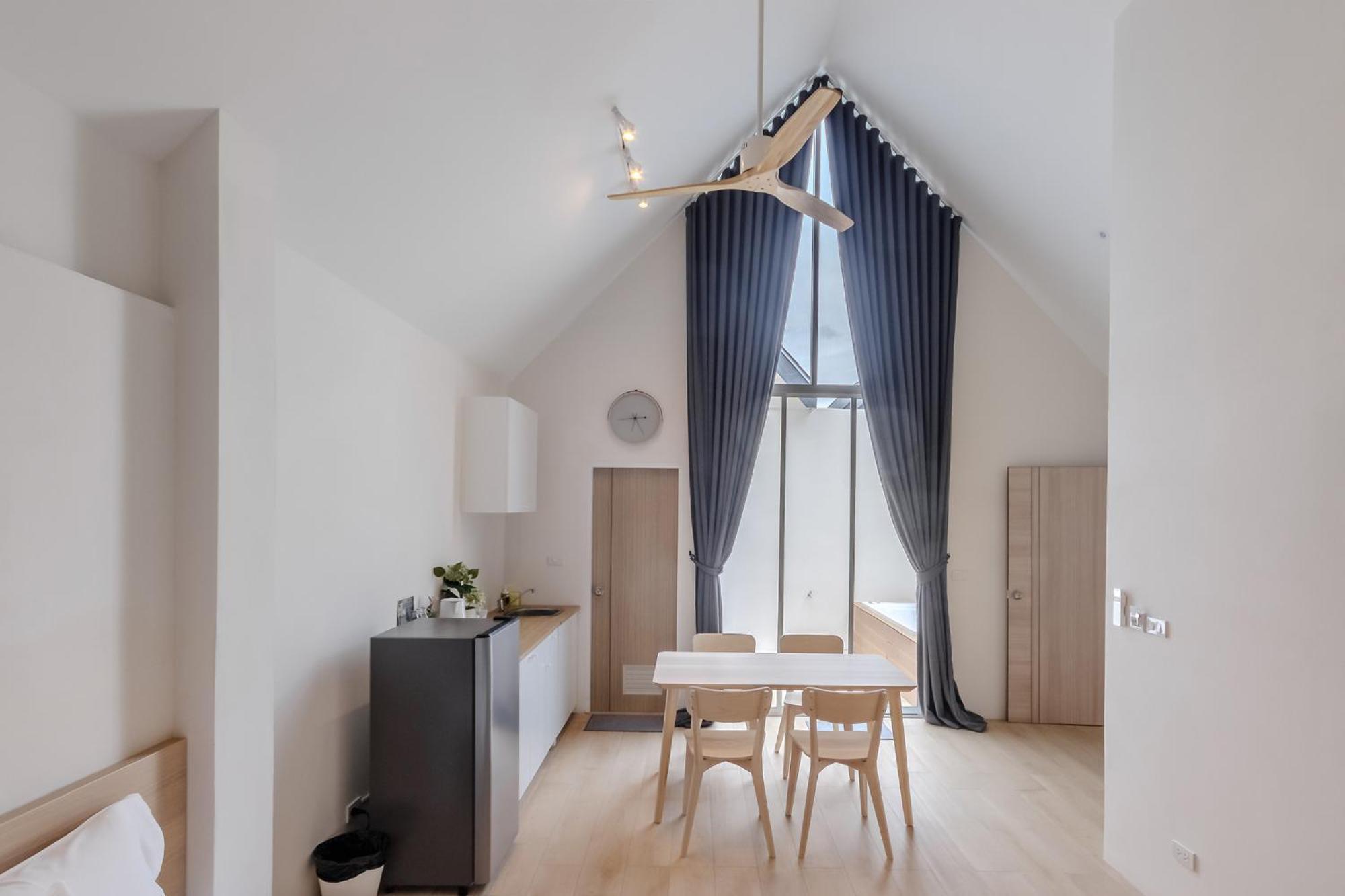 Nidhra นิทรา Apartment Ban Lat Krachaeng Exterior photo